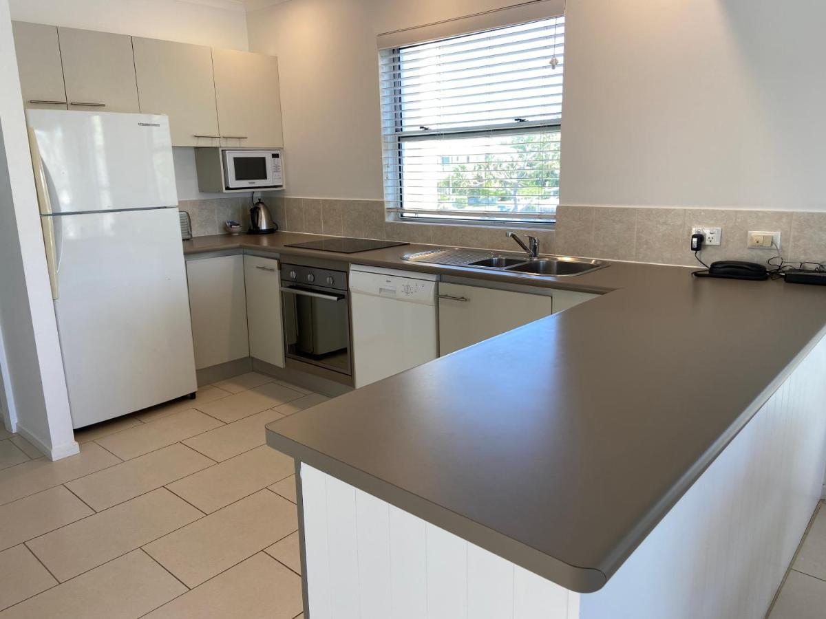Skippers Cove Waterfront Resort Нусавил Екстериор снимка